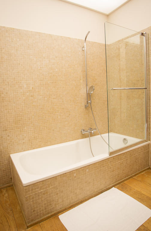 Logies Amelias Bed & Breakfast บรูจส์ ภายนอก รูปภาพ