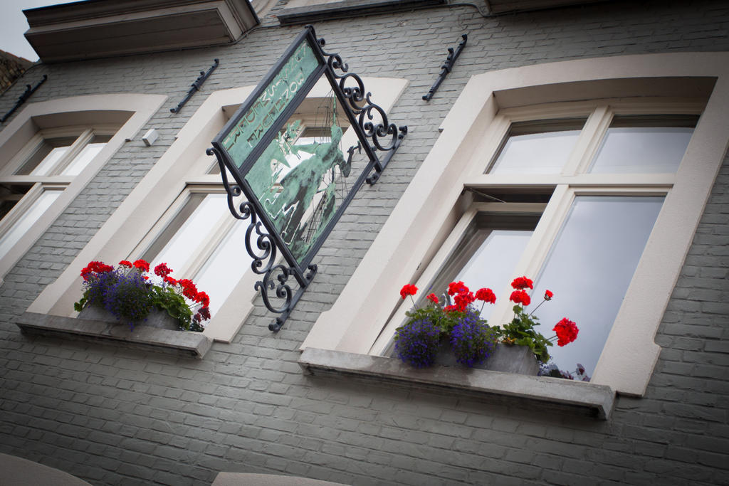 Logies Amelias Bed & Breakfast บรูจส์ ภายนอก รูปภาพ